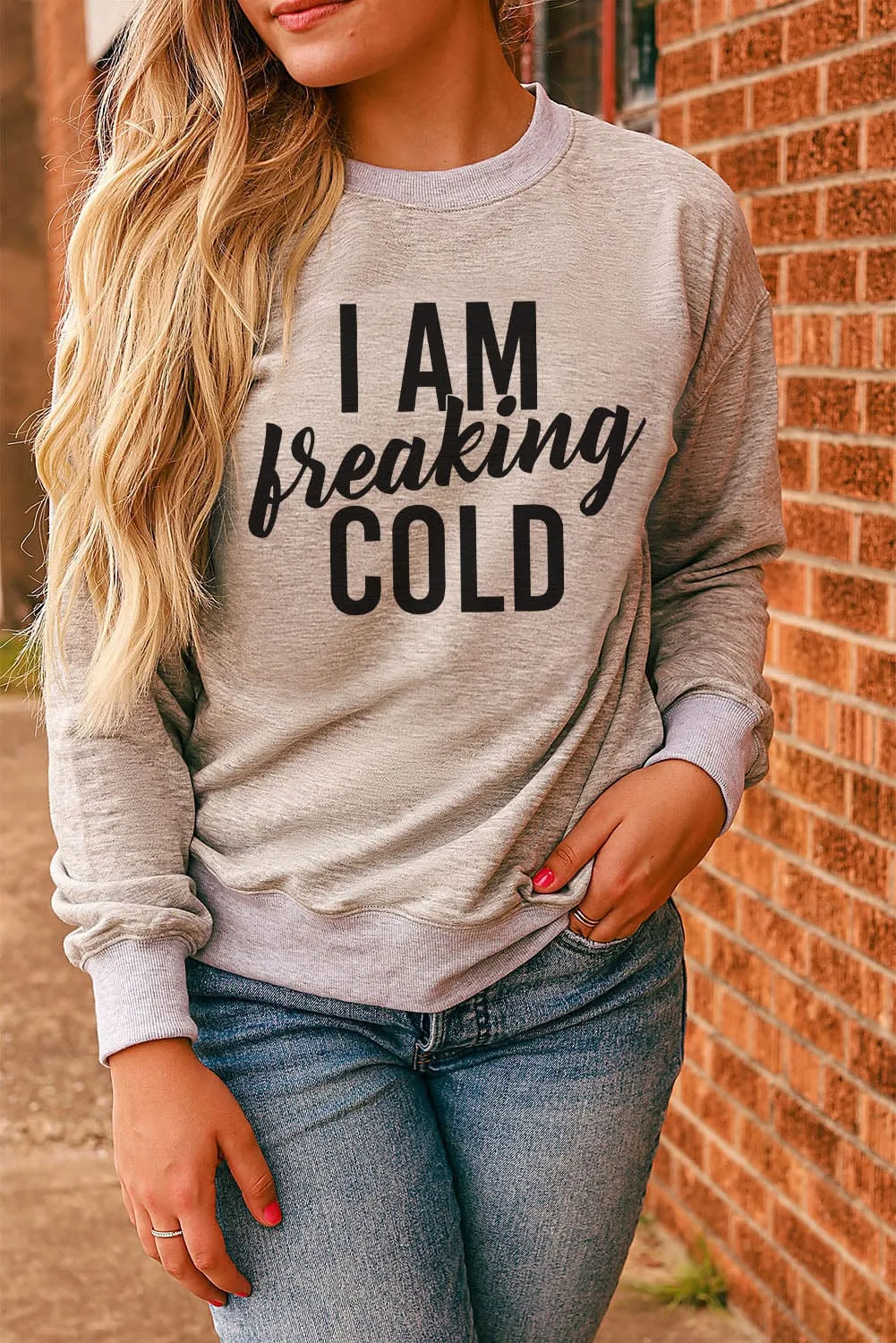 Breaking COLD Gray Letter Graphic Sweatshirt for Fall & Autumn