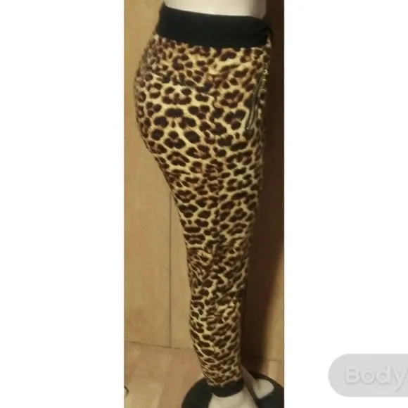 Last One Leopard Jogging Pants