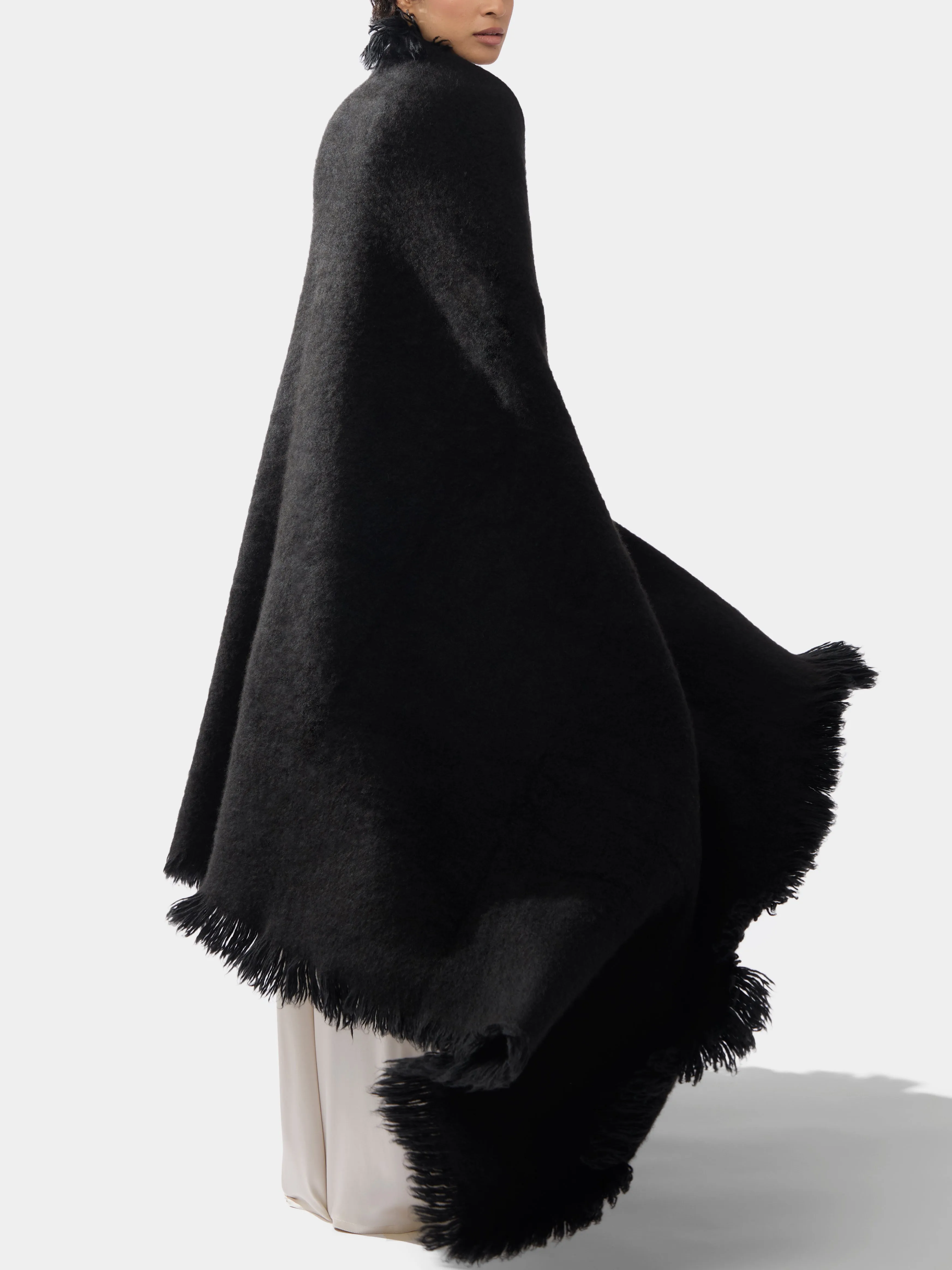 Nomad Marmot Hand-Stitched Yak Blanket (87in/2.2m)