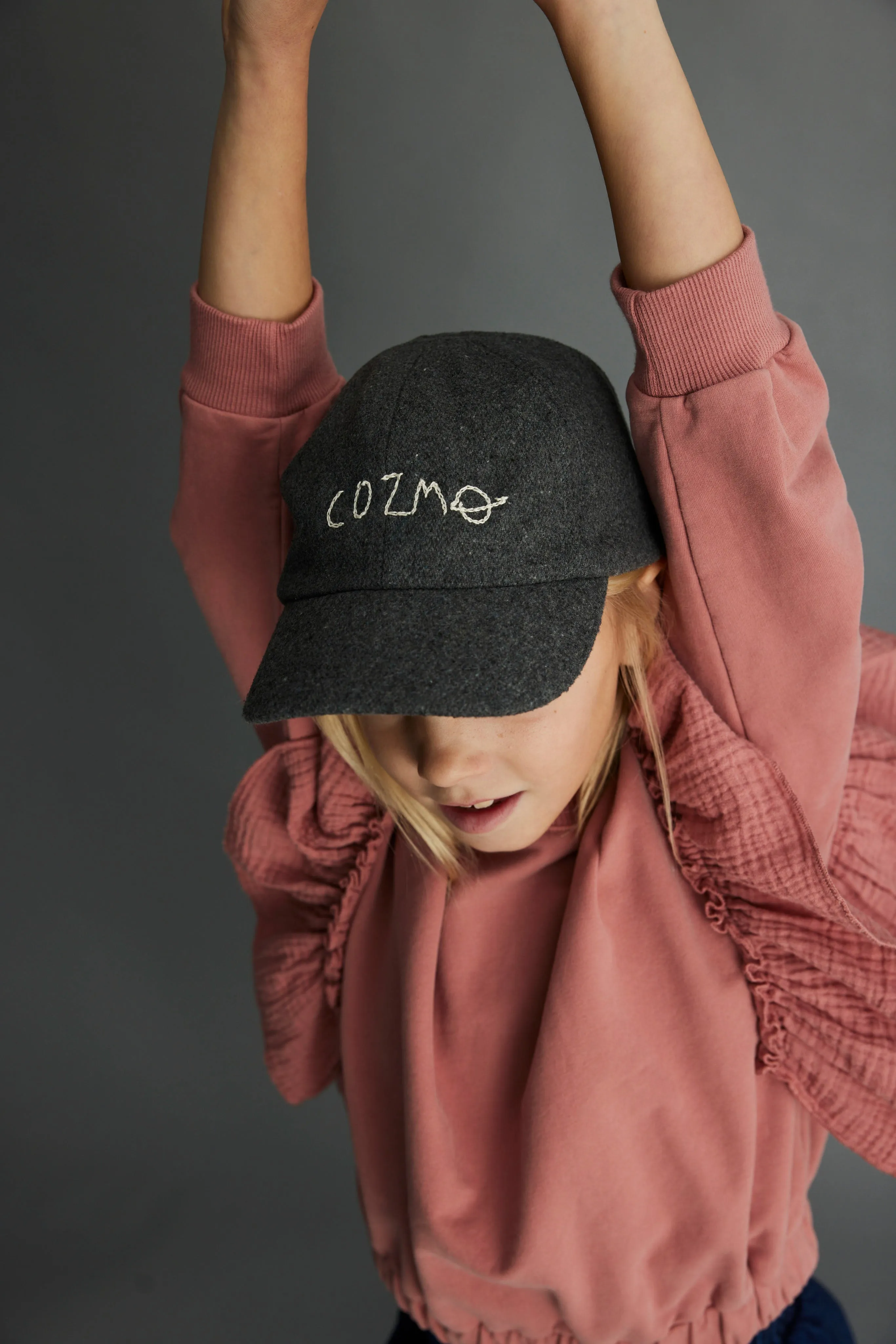 SOFT FLEECE RUFFLES SWEATSHIRT