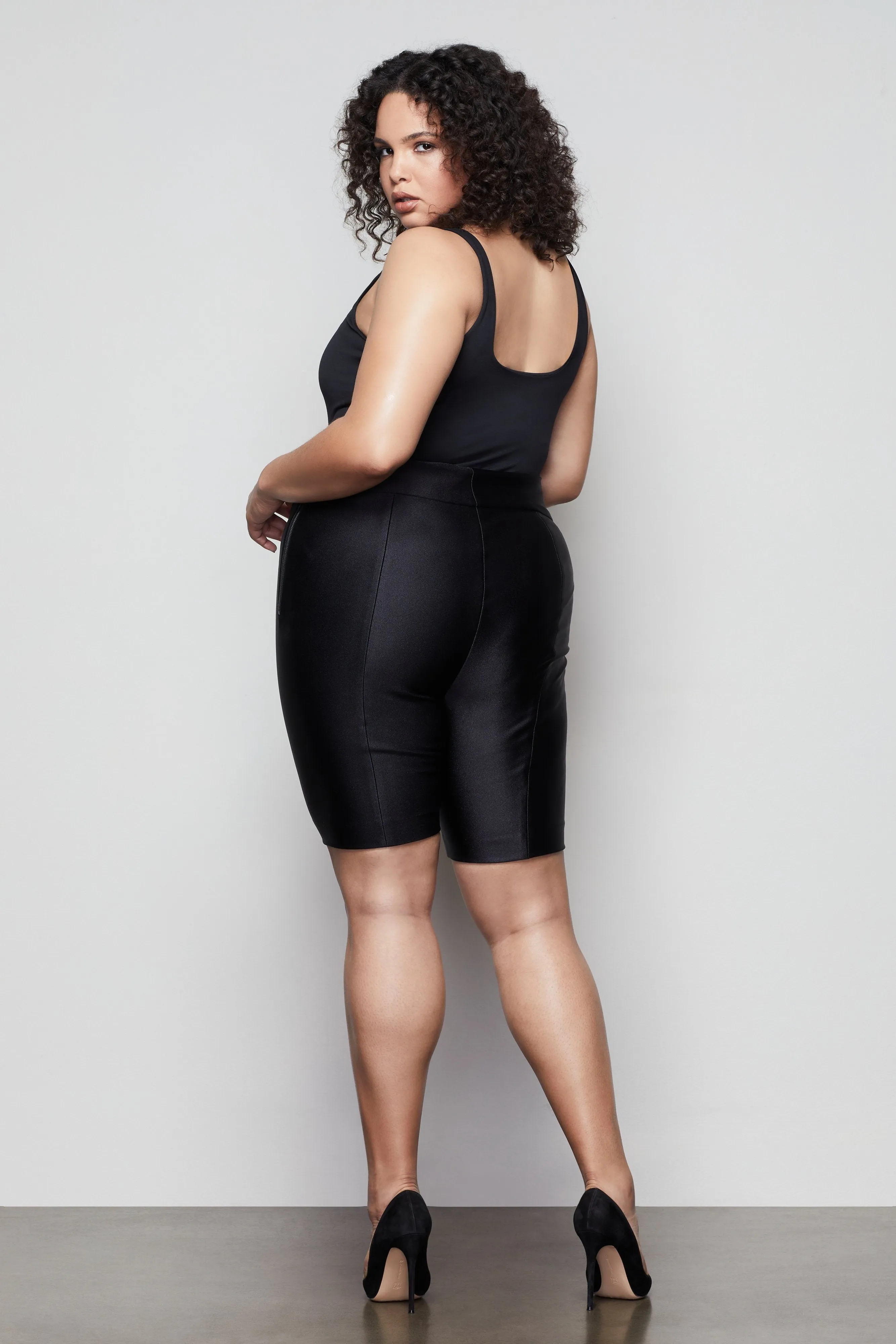 THE BOSS BIKE SHORT | BLACK001